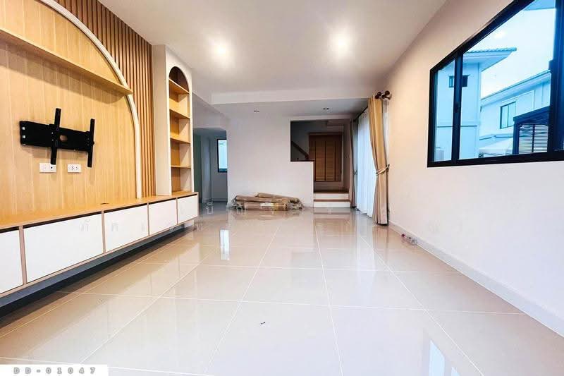 Passorn Donmuang - Dhupatemee, Pathum Thani, Phahonyothin Road, Khu Khot, Lam Luk Ka, Pathum Thani, 3 Bedrooms, 133 sqm, Single Detached House For Sale, by Benchawarin Pakkawetppisit, 500527884 - DDproperty.com