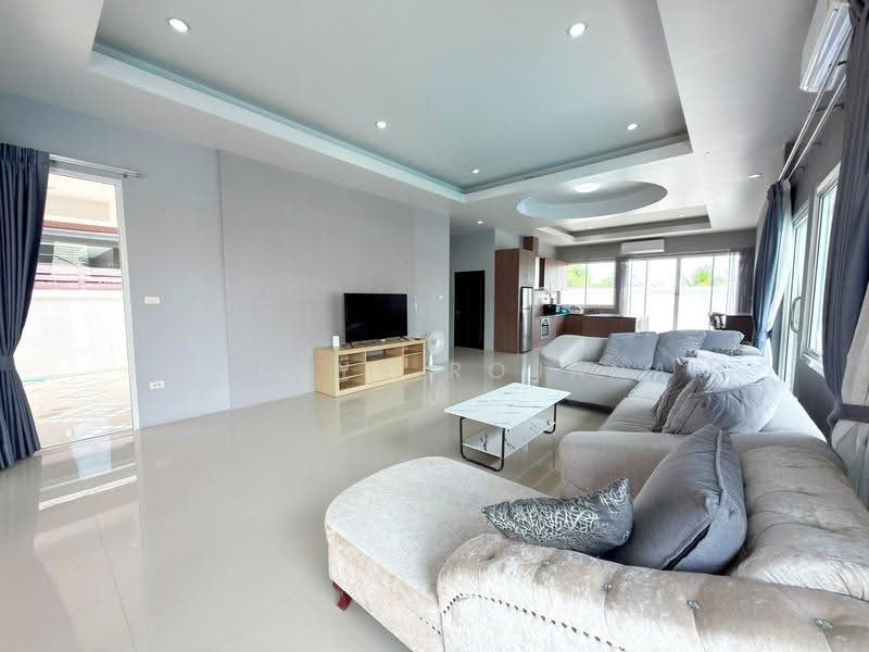 Baan Piam Mongkhon, Chon Buri (Pattaya), Huai Yai, Bang Lamung (Pattaya), Chon Buri (Pattaya), 3 Bedrooms, 270 sqm, Villa For Sale, by Chanya Rojana, 500527913 - DDproperty.com
