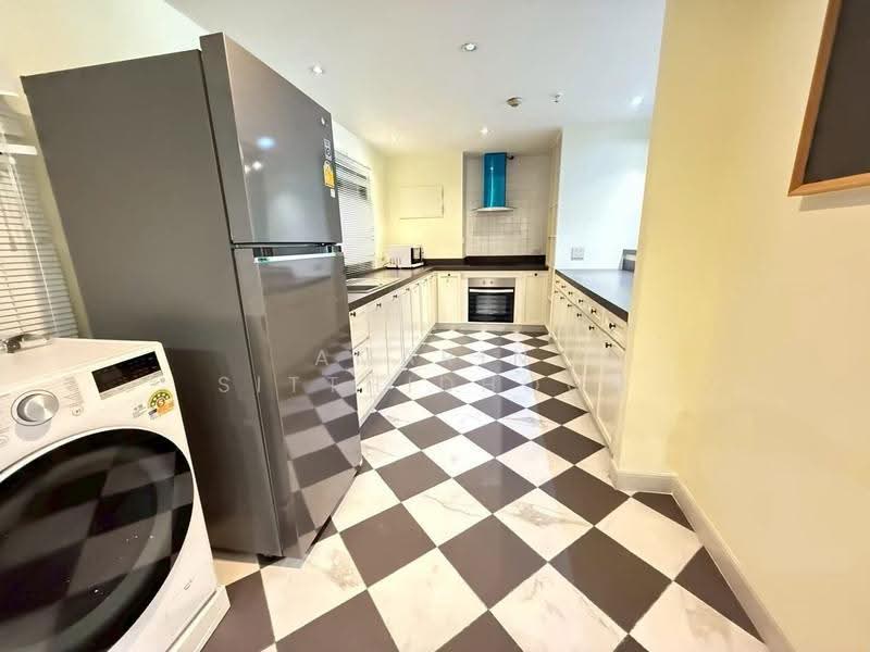 Baan Phrom Phong, Bangkok, Soi Sukhumvit 39, Khlong Tan Nua, Watthana, Bangkok, 3 Bedrooms, 209 sqm, Condo For Rent, by Amarin Sitthidhoon, 500527916 - DDproperty.com