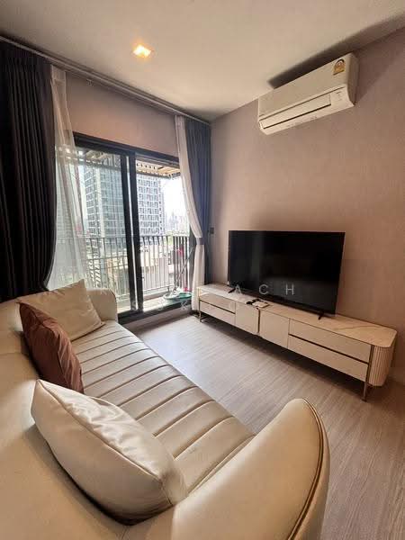 Life Asoke Hype, Bangkok, 339 Chaturathit Rd, Makkasan, Ratchathewi, Bangkok, 1 Bedroom, 35 sqm, Condo For Rent, by Kittitach Sukjoy, 500527942 - DDproperty.com