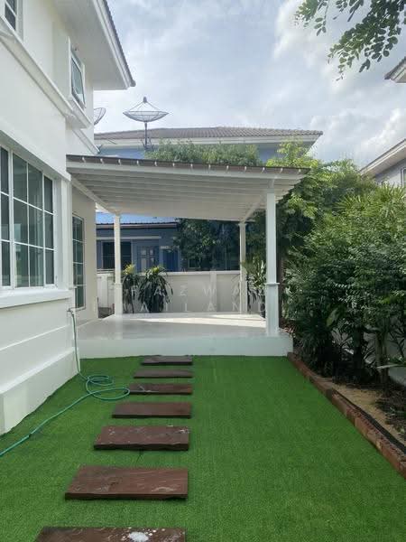 Parichart Suwinthawong, Bangkok, Khum Klao Road, Saen Sab, Min Buri, Bangkok, 3 Bedrooms, 258 sqm, Single Detached House For Rent, by Fazwaz (Thailand) Co., Ltd., 500527965 - DDproperty.com