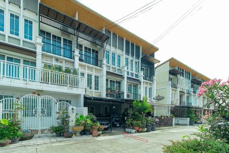 Golden City Pinklao-Charansanitwong : โกลเด้น ซิตี้ ปิ่นเกล้า-จรัญสนิทวงศ์, นนทบุรี, ถนนบางกรวย-ไทรน้อย, บางกรวย, นนทบุรี, 187 ตร.ม., ทาวน์เฮ้าส์ ขาย, โดย คุณปราณี ศรีบุญรอด (หน่อย), 500527984 - DDproperty.com