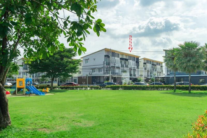 Golden City Pinklao-Charansanitwong : โกลเด้น ซิตี้ ปิ่นเกล้า-จรัญสนิทวงศ์, นนทบุรี, ถนนบางกรวย-ไทรน้อย, บางกรวย, นนทบุรี, 187 ตร.ม., ทาวน์เฮ้าส์ ขาย, โดย คุณปราณี ศรีบุญรอด (หน่อย), 500527984 - DDproperty.com