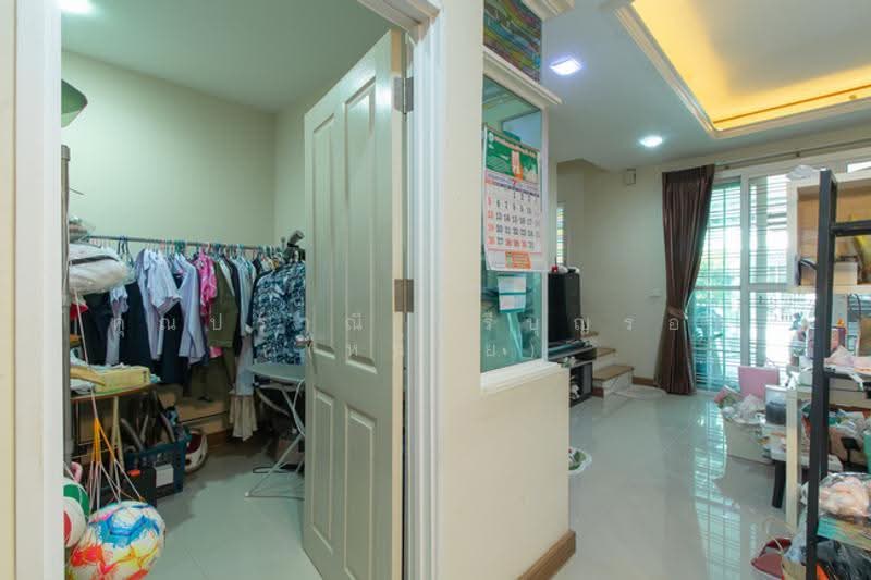 Golden City Pinklao-Charansanitwong : โกลเด้น ซิตี้ ปิ่นเกล้า-จรัญสนิทวงศ์, นนทบุรี, ถนนบางกรวย-ไทรน้อย, บางกรวย, นนทบุรี, 187 ตร.ม., ทาวน์เฮ้าส์ ขาย, โดย คุณปราณี ศรีบุญรอด (หน่อย), 500527984 - DDproperty.com