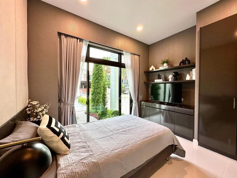Perfect Masterpiece Sukhumvit 77 : เพอร์เฟค มาสเตอร์พีซ สุขุมวิท 77, สมุทรปราการ, ซอย หมู่บ้านเพอร์เฟคเพลส สุขุมวิท 77, ราชาเทวะ, บางพลี, สมุทรปราการ, 720 ตร.ม., บ้านเดี่ยว ให้เช่า, โดย Trinnaya Dungsirisangthong, 500527987 - DDproperty.com