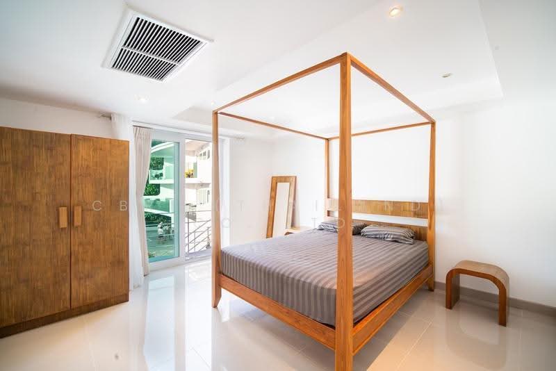 Kata Ocean View Condominium, Phuket, 16/5 Patak Rd. Km2 Soi Kataburi, Karon, Muang Phuket, Phuket, 2 Bedrooms, 118 sqm, Condo For Sale, by CBRE (Thailand) Co.,Ltd, 500528031 - DDproperty.com
