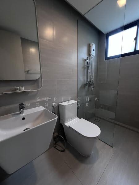 VIVE Krungthep Kreetha, Bangkok, Krungthep Kreetha Road, Saphan Sung, Bangkok, 4 Bedrooms, 421 sqm, Single Detached House For Rent, by Supitcha Wongisaraseri, 500528032 - DDproperty.com