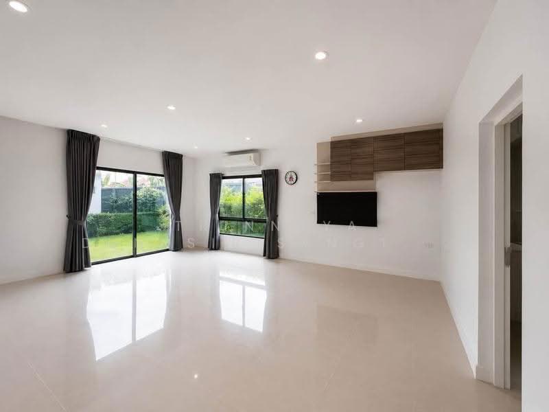 Habitia Yard Ramintra : ฮาบิเทีย ยาร์ด รามอินทรา, กรุงเทพ, ถนนปัญญาอินทรา, สามวาตะวันตก, คลองสามวา, กรุงเทพ, 4 ตร.ม., บ้านเดี่ยว ให้เช่า, โดย Trinnaya Dungsirisangthong, 500528102 - DDproperty.com