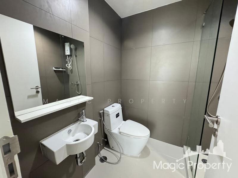 UP Ekamai, Bangkok, Soi Sukhumvit 63, Khlong Tan Nua, Watthana, Bangkok, 2 Bedrooms, 77 sqm, Condo For Rent, by Magic Property, 500528108 - DDproperty.com