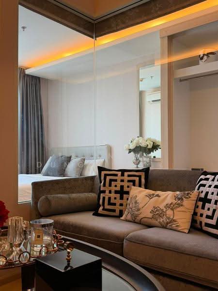 H Sukhumvit 43, Bangkok, 28 Sukhumvit 34 Road, Khlong Tan Nua, Watthana, Bangkok, 1 Bedroom, 43 sqm, Condo For Sale, by Trinnaya Dungsirisangthong, 500528119 - DDproperty.com