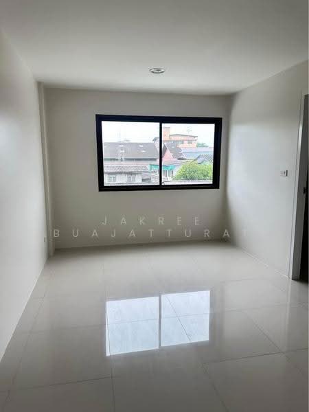Silk Suksawat, Bangkok, 235/1 Suksawat Road, Rat Burana, Rat Burana, Bangkok, 4 Bedrooms, 382 sqm, Townhouse For Rent, by Jakree Buajatturat, 500528154 - DDproperty.com