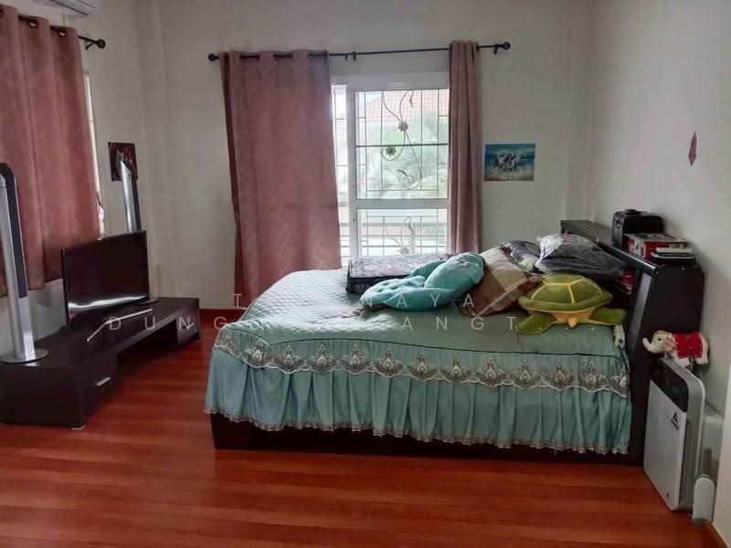 3-BR House, Bangkok, Nong Kham, Nong Khaem, Bangkok, 3 Bedrooms, 204 sqm, Single Detached House For Sale, by Trinnaya Dungsirisangthong, 500528179 - DDproperty.com