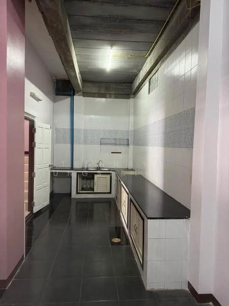 3-BR Townhouse, Bangkok, Bangmot, Thung Khru, Bangkok, 3 Bedrooms, 158 sqm, Townhouse For Rent, by Trinnaya Dungsirisangthong, 500528188 - DDproperty.com