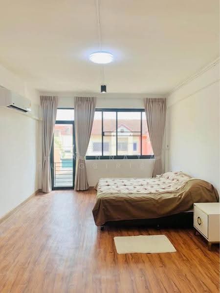 2-BR House, Bangkok, Bangpakok, Rat Burana, Bangkok, 2 Bedrooms, 192 sqm, Single Detached House For Sale, by Trinnaya Dungsirisangthong, 500528197 - DDproperty.com