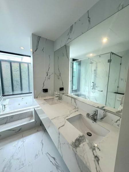 The Sonne Srinakarin-Bangna, Bangkok, Soi Chumchon Mahat Thai 3, Bangna-Trad Road, Dok Mai, Prawet, Bangkok, 4 Bedrooms, 245 sqm, Semi-Detached House (Twin House) For Sale, by Trinnaya Dungsirisangthong, 500528211 - DDproperty.com