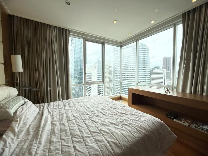Sky Villas Sathorn, Bangkok, 7 South Sathorn Road, Yan Nawa, Sathon, Bangkok, 3 Bedrooms, 215 sqm, Condo For Sale, by The Luxe Group, 500528212 - DDproperty.com