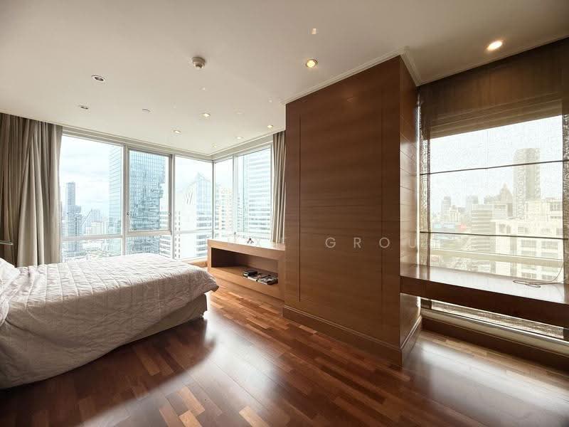 Sky Villas Sathorn, Bangkok, 7 South Sathorn Road, Yan Nawa, Sathon, Bangkok, 3 Bedrooms, 215 sqm, Condo For Sale, by The Luxe Group, 500528212 - DDproperty.com