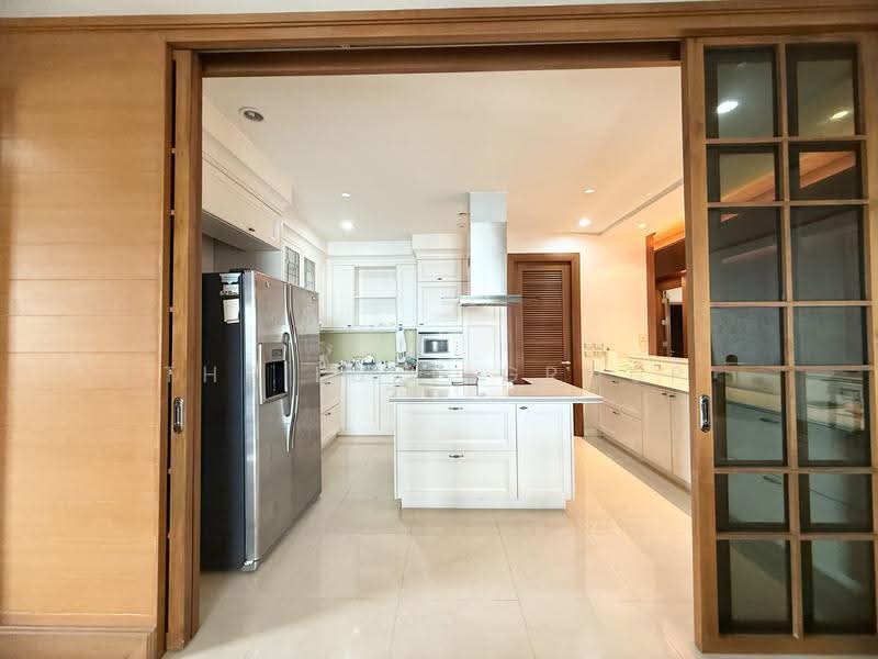 Sky Villas Sathorn, Bangkok, 7 South Sathorn Road, Yan Nawa, Sathon, Bangkok, 3 Bedrooms, 215 sqm, Condo For Sale, by The Luxe Group, 500528212 - DDproperty.com