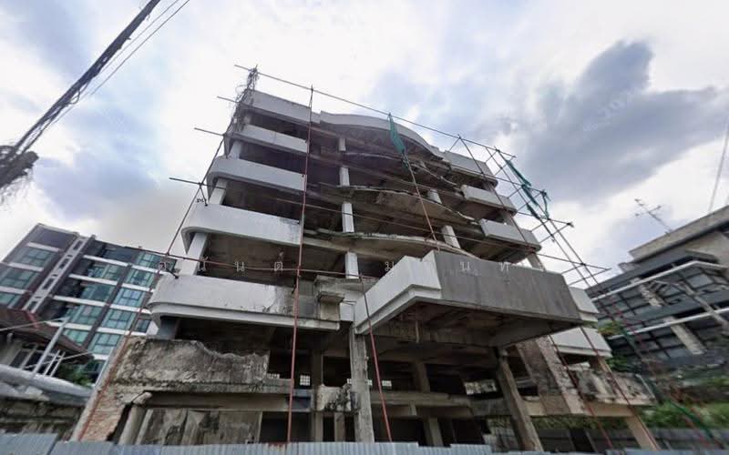 ขายที่ดินพร้อมตึก 6 ชั้น (ขายตามสภาพ) 104 ตร.ว. ซอยทองหล่อ 25 ใกล้ รพ.คามิลเลียน, Bangkok, PHQM+Q5F Bangkok, Khlong Tan Nua, Watthana, Bangkok, , 416 sqm, Land For Sale, by อนันต์ อัมรินทร์, 500528217 - DDproperty.com