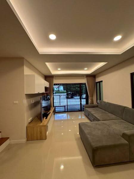 Pruksa Ville 73 Patthanakan, Bangkok, Soi Pattanakarn 38, Suan Luang, Bangkok, 3 Bedrooms, 145 sqm, Townhouse For Rent, by Jakree Buajatturat, 500528225 - DDproperty.com