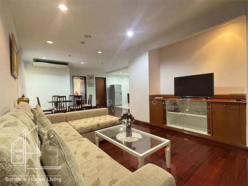 Baan Suanpetch, Bangkok, 18 Soi Sukhumvit 39, Khlong Tan Nua, Watthana, Bangkok, 2 Bedrooms, 135 sqm, Condo For Rent, by Bangkok House Living, 500528250 - DDproperty.com