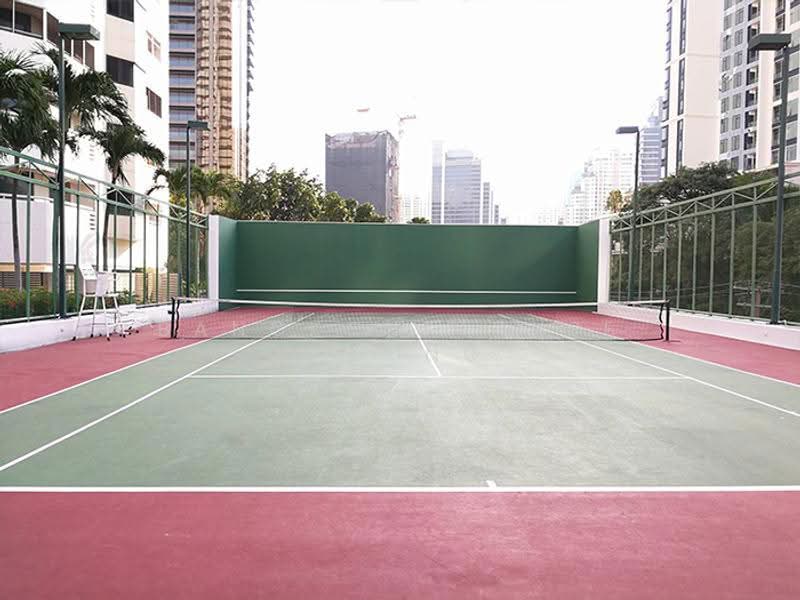 Baan Suanpetch, Bangkok, 18 Soi Sukhumvit 39, Khlong Tan Nua, Watthana, Bangkok, 2 Bedrooms, 135 sqm, Condo For Rent, by Bangkok House Living, 500528250 - DDproperty.com