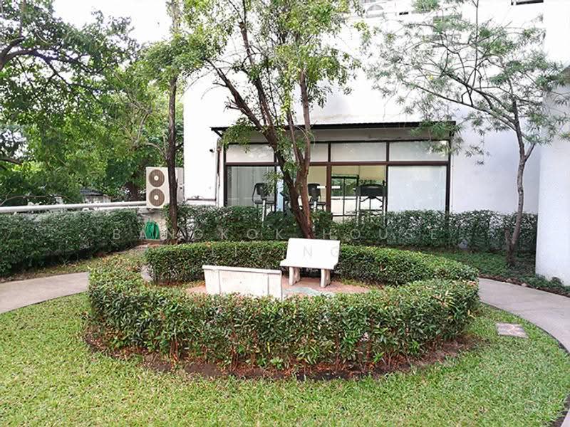Baan Suanpetch, Bangkok, 18 Soi Sukhumvit 39, Khlong Tan Nua, Watthana, Bangkok, 2 Bedrooms, 135 sqm, Condo For Rent, by Bangkok House Living, 500528250 - DDproperty.com