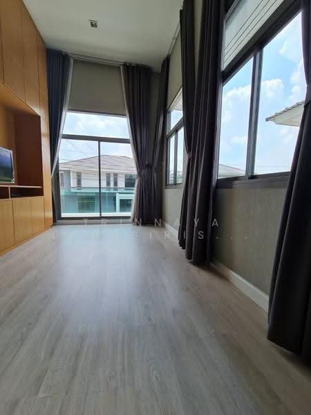 Perfect Place Rama 9-Krungthep Kreetha, Bangkok, Srinakarin - Rom Klao Road, Khlong Song Ton Nun, Lat Krabang, Bangkok, 4 Bedrooms, 138 sqm, Single Detached House For Sale, by Trinnaya Dungsirisangthong, 500528265 - DDproperty.com