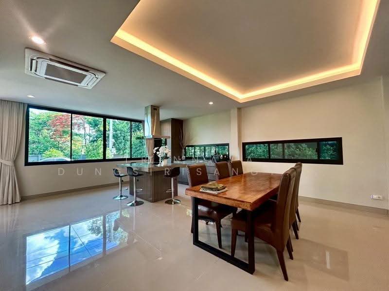 undefined, Bangkok, Lam Pla Tiew, Lat Krabang, Bangkok, 4 Bedrooms, 200 sqm, Single Detached House For Rent, by Trinnaya Dungsirisangthong, 500528269 - DDproperty.com