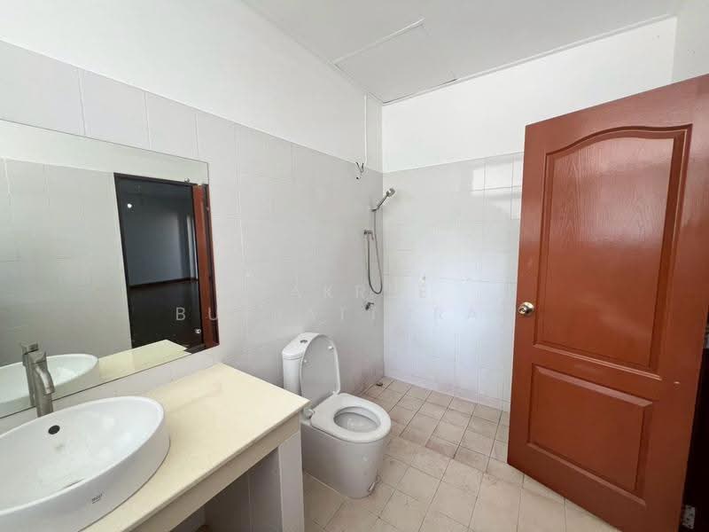 4-BR House, Bangkok, Khlong Tan Nua, Watthana, Bangkok, 4 Bedrooms, 288 sqm, Single Detached House For Rent, by Jakree Buajatturat, 500528285 - DDproperty.com