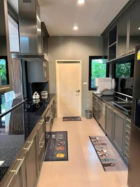 Supalai Essence Suanluang, Bangkok, Prawet, Bangkok, 5 Bedrooms, 321 sqm, Single Detached House For Rent, by Supitcha Wongisaraseri, 500528286 - DDproperty.com