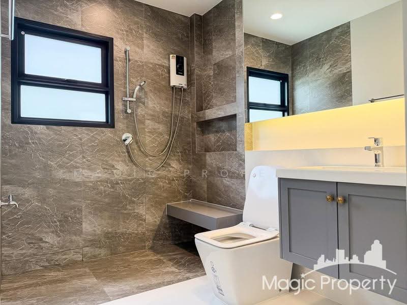 Setthasiri Don Mueang, Bangkok, 289 Soi Choet Wutthakat 9/1, Si Khan, Don Mueang, Bangkok, 5 Bedrooms, 383 sqm, Single Detached House For Rent, by Magic Property, 500528298 - DDproperty.com