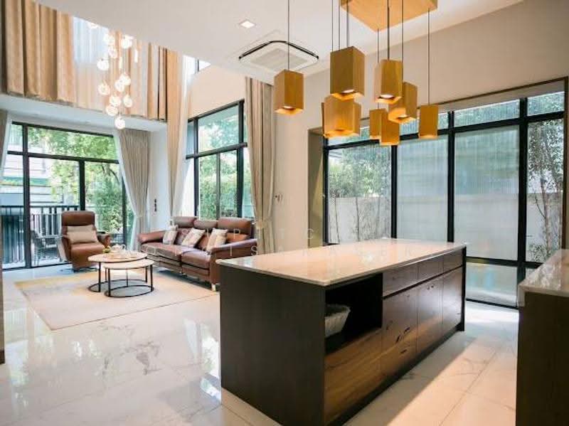 The Gentry Ekamai-Ladprao, Bangkok, 90 Soi Ladprao 94, Phlapphla, Wang Thonglang, Bangkok, 3 Bedrooms, 380 sqm, Single Detached House For Rent, by Supitcha Wongisaraseri, 500528300 - DDproperty.com