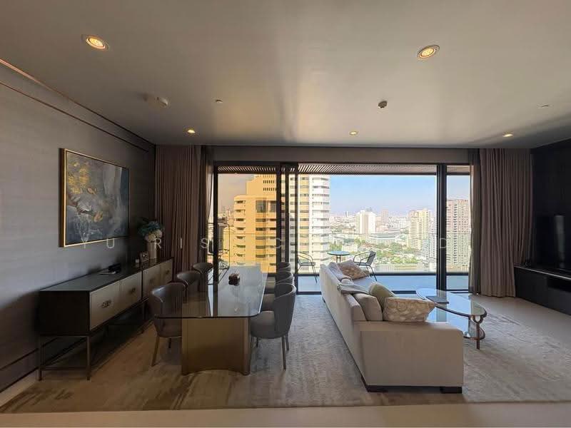 Vittorio 39, Bangkok, 8 Sukhumvit, Khlong Tan Nua, Watthana, Bangkok, 2 Bedrooms, 127 sqm, Condo For Rent, by YU RISE CO., LTD., 500528333 - DDproperty.com