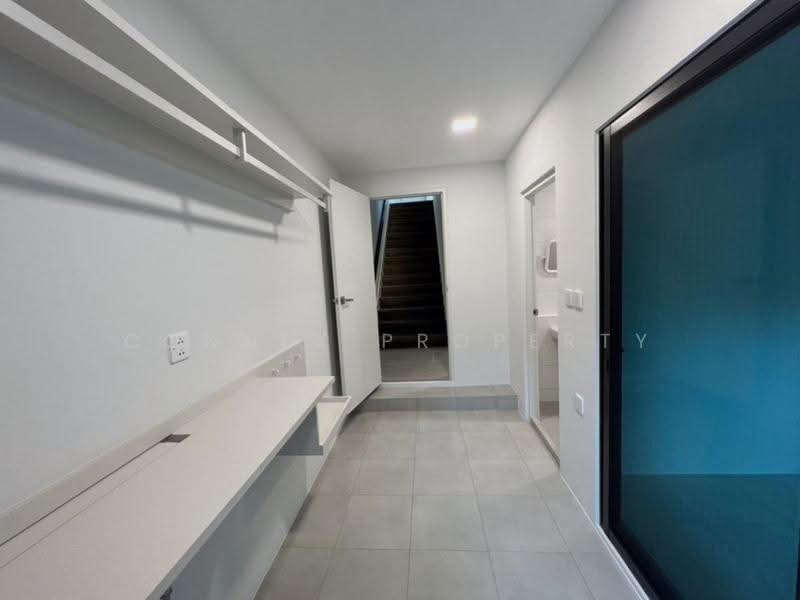 VIVE Krungthep Kreetha, Bangkok, Krungthep Kreetha Road, Saphan Sung, Bangkok, 4 Bedrooms, 421 sqm, Single Detached House For Rent, by Connex Property, 500528339 - DDproperty.com