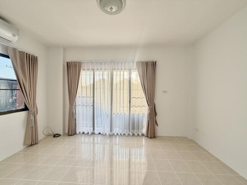 Baan Talana, Chon Buri (Pattaya), Huai Kapi, Muang Chon Buri, Chon Buri (Pattaya), 3 Bedrooms, 120 sqm, Townhouse For Sale, by Paula ., 500528344 - DDproperty.com