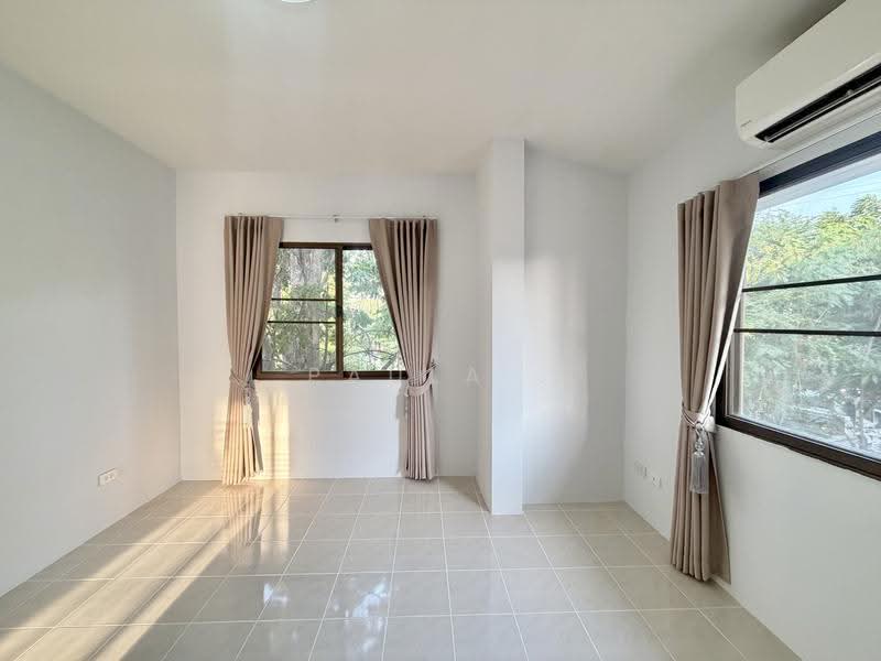 Baan Talana, Chon Buri (Pattaya), Huai Kapi, Muang Chon Buri, Chon Buri (Pattaya), 3 Bedrooms, 120 sqm, Townhouse For Sale, by Paula ., 500528344 - DDproperty.com