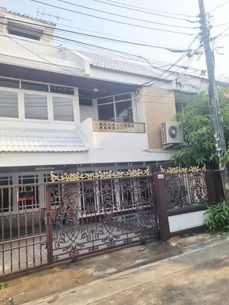 Townhouse at Ekkamai 12, bangkok, Khlong Tan Nua, Watthana, Bangkok, 4 Bedrooms, 350 sqm, Townhouse For Rent, by The Luxe Group, 500528346 - DDproperty.com