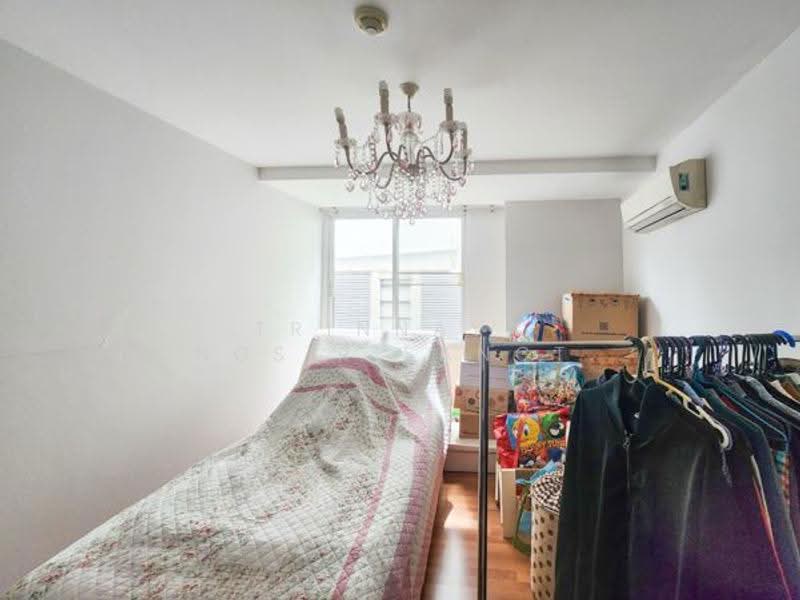 Baan Samsen Condominium, Bangkok, Samsen Road, Dusit, Bangkok, 2 Bedrooms, 73 sqm, Condo For Sale, by Trinnaya Dungsirisangthong, 500528363 - DDproperty.com