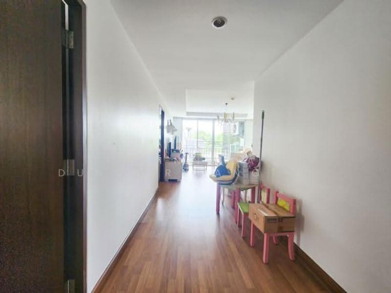 Baan Samsen Condominium, Bangkok, Samsen Road, Dusit, Bangkok, 2 Bedrooms, 73 sqm, Condo For Sale, by Trinnaya Dungsirisangthong, 500528363 - DDproperty.com