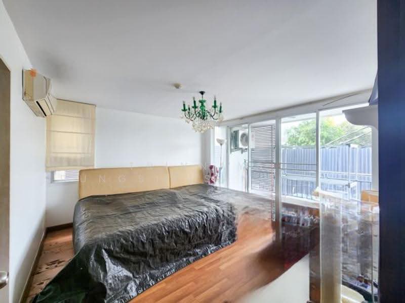 Baan Samsen Condominium, Bangkok, Samsen Road, Dusit, Bangkok, 2 Bedrooms, 73 sqm, Condo For Sale, by Trinnaya Dungsirisangthong, 500528363 - DDproperty.com