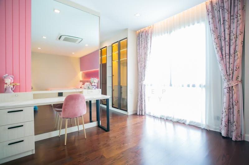 The Gentry Ekamai-Ladprao, Bangkok, 90 Soi Ladprao 94, Phlapphla, Wang Thonglang, Bangkok, 3 Bedrooms, 380 sqm, Single Detached House For Rent, by Next Step Property, 500528398 - DDproperty.com