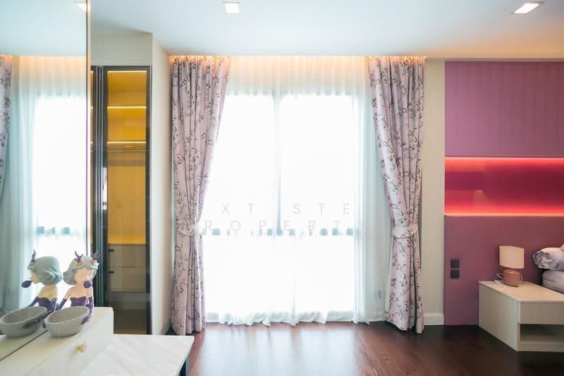 The Gentry Ekamai-Ladprao, Bangkok, 90 Soi Ladprao 94, Phlapphla, Wang Thonglang, Bangkok, 3 Bedrooms, 380 sqm, Single Detached House For Rent, by Next Step Property, 500528398 - DDproperty.com