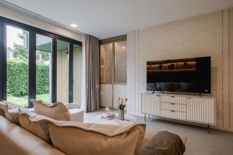 VIVE Krungthep Kreetha, Bangkok, Krungthep Kreetha Road, Saphan Sung, Bangkok, 4 Bedrooms, 421 sqm, Single Detached House For Rent, by Jakree Buajatturat, 500528401 - DDproperty.com