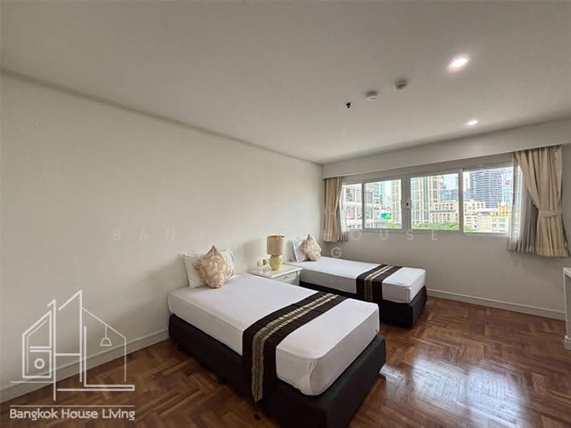 GM Tower, Bangkok, 39 Soi Sukhumvit 20, Khlong Toei, Bangkok, 3 Bedrooms, 315 sqm, Condo For Rent, by Bangkok House Living, 500528407 - DDproperty.com