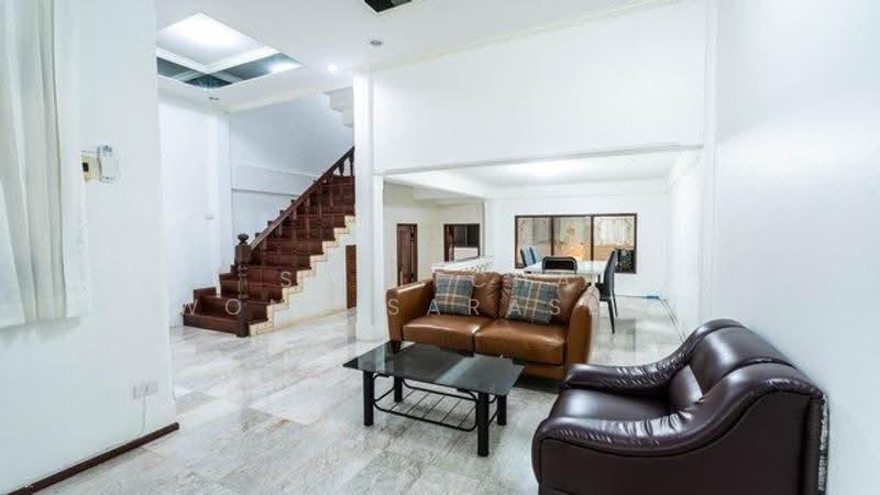 undefined, Bangkok, Khlong Tan Nua, Watthana, Bangkok, 5 Bedrooms, 350 sqm, Townhouse For Rent, by Supitcha Wongisaraseri, 500528413 - DDproperty.com