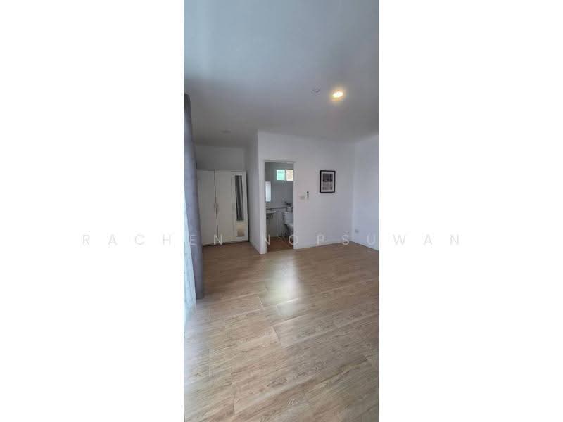 Sammakon Ramkhamhaeng, Bangkok, Ramkhamhaeng Road, Saphan Sung, Bangkok, 4 Bedrooms, 200 sqm, Single Detached House For Rent, by Rachen Nopsuwan, 500528418 - DDproperty.com