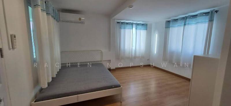 Sammakon Ramkhamhaeng, Bangkok, Ramkhamhaeng Road, Saphan Sung, Bangkok, 4 Bedrooms, 200 sqm, Single Detached House For Rent, by Rachen Nopsuwan, 500528418 - DDproperty.com