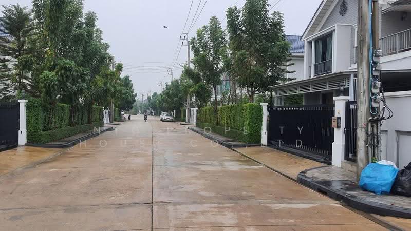 Perfect Residence Sukhumvit 77-Suvarnabhumi, Samut Prakan, Lat Krabang Road, Rachathewa, Bang Plee, Samut Prakan, 4 Bedrooms, 300 sqm, Single Detached House For Rent, by NTG Property House Co.,Ltd., 500528432 - DDproperty.com