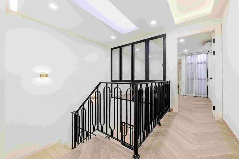 Home for sale Ekkamai, Pridi Phanomyong, Bangkok, Khlong Tan Nua, Watthana, Bangkok, 3 Bedrooms, 192 sqm, Townhouse For Sale, by Sumitara Sampattavanija, 500528473 - DDproperty.com